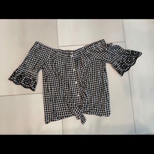 Women’s Old Navy Off Shoulder Gingham Shirt Size M